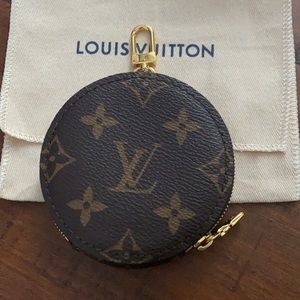 SOLD ✨ Louis Vuitton Multi Pochette Accessoire Coin Pouch